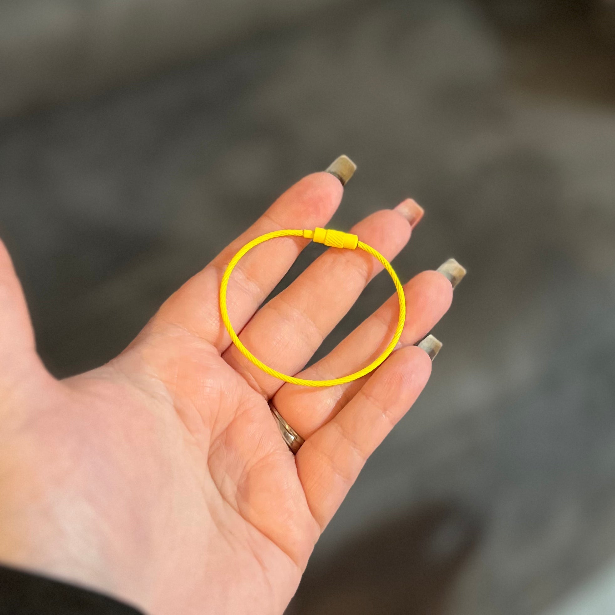 Wire Keychain Cable Thingie - Keychain Clips